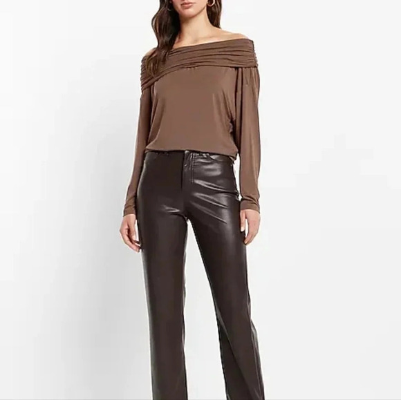 NWT Express Off The Shoulder Dolman Sleeve Ruched Overlay Top, Color Mocha Sz XL - Picture 3 of 15